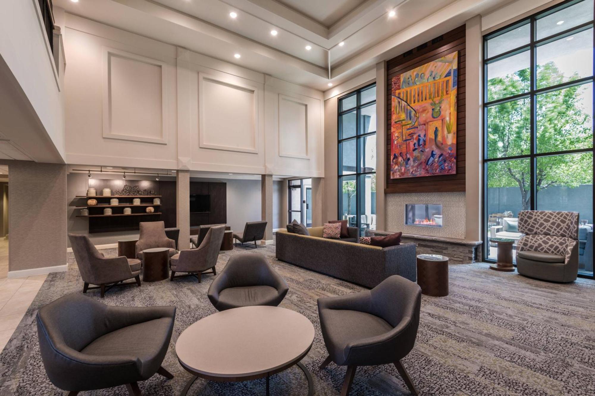 Courtyard By Marriott Reno Hotel Exterior photo
