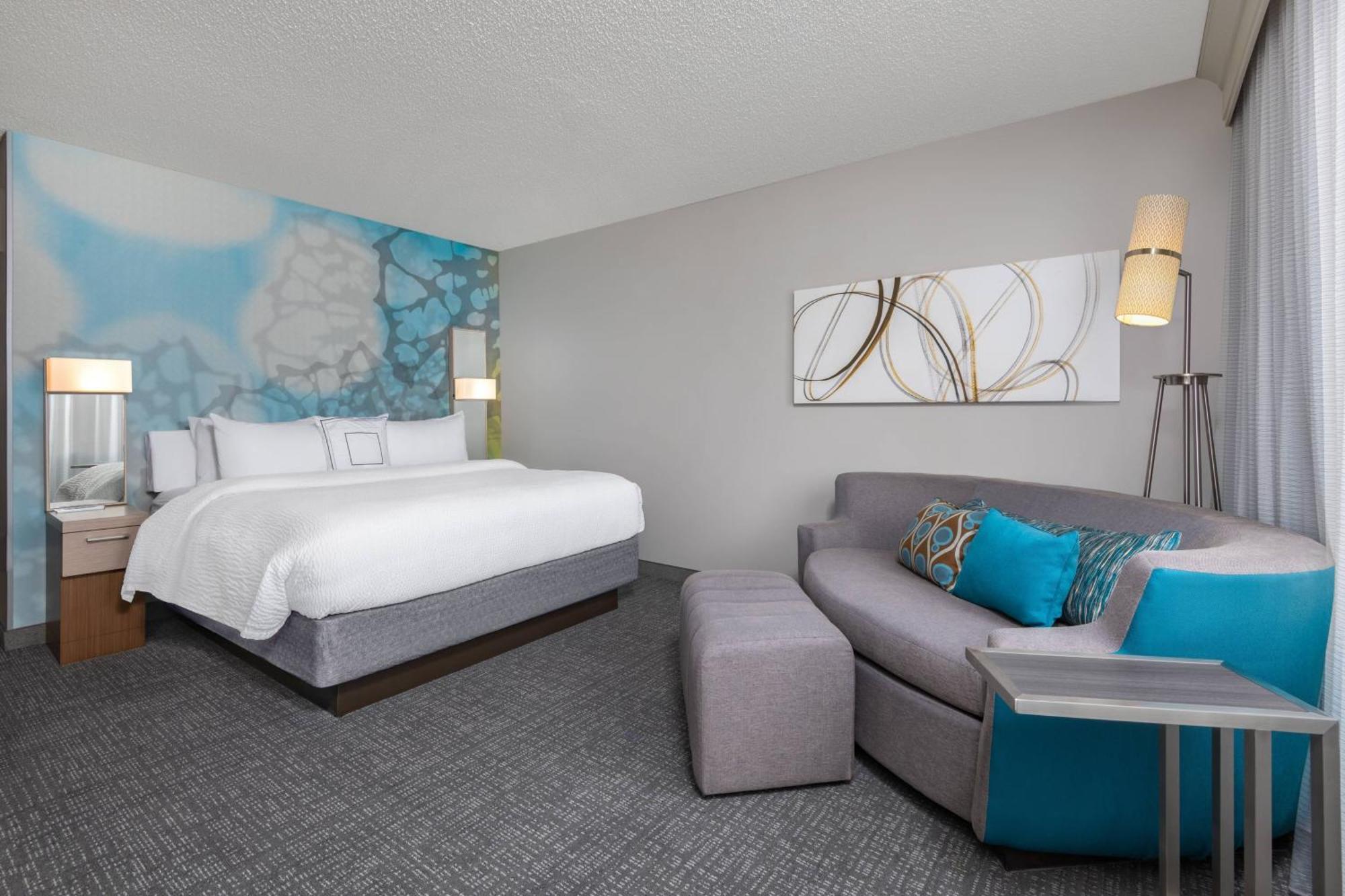 Courtyard By Marriott Reno Hotel Exterior photo